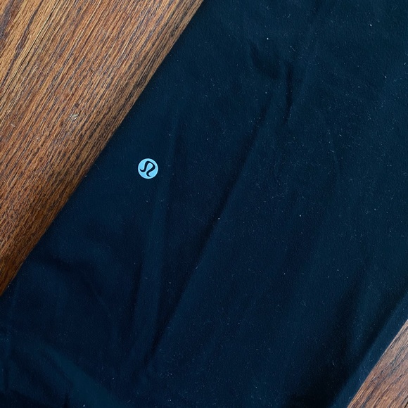 Lulu lemon black joggers size 4 - Picture 10 of 12